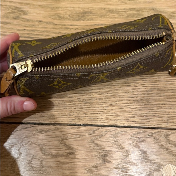 Louis Vuitton Monogram Brown Cylinder Wristlet - Picture 5 of 8